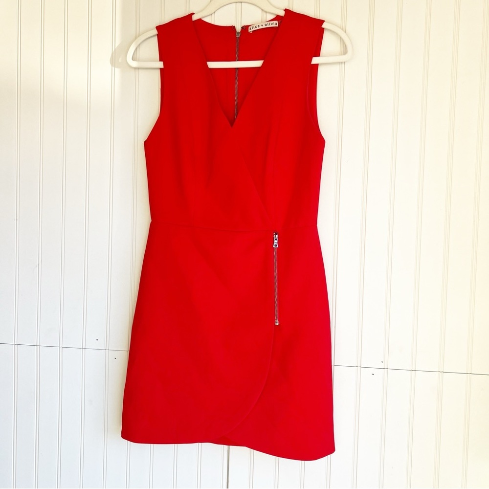 Alice + Olivia Size 4 Red Lennon Surplice Sleeveless side Zip Mini Dress - Picture 3 of 8